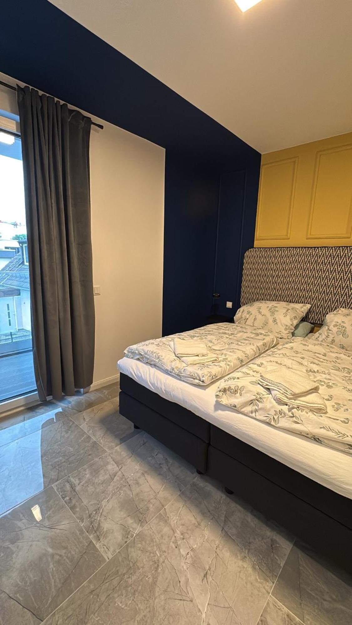 Fast Luxury Aparthotel *